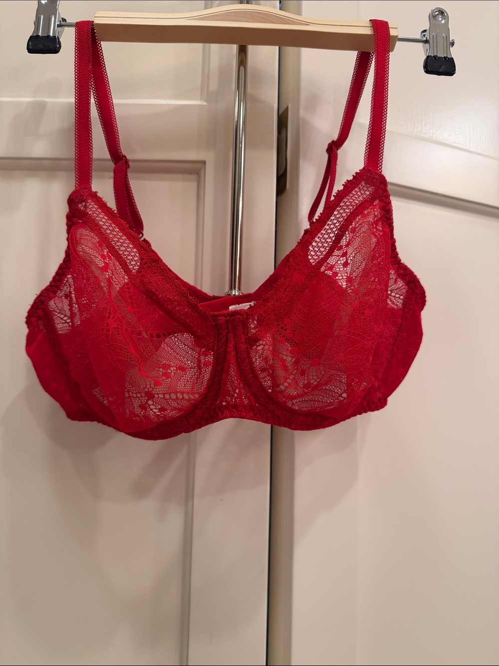 Simone Perele red lace bra